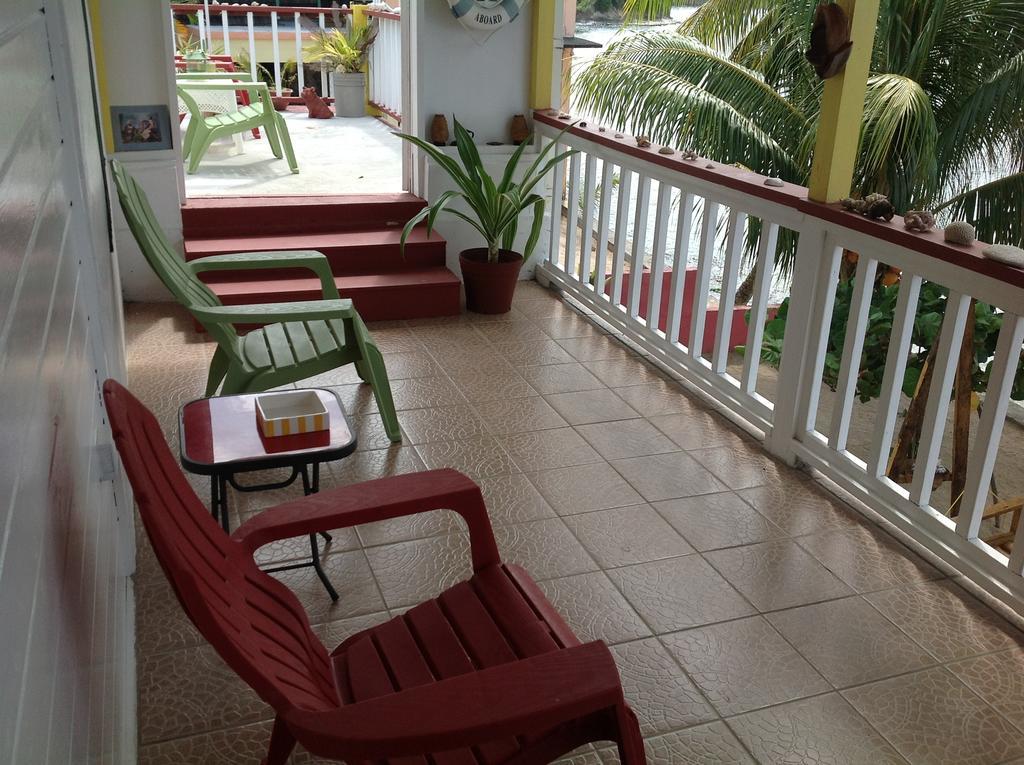 Rainbow Beach Apartments & Rooms Calibishie Ruang foto